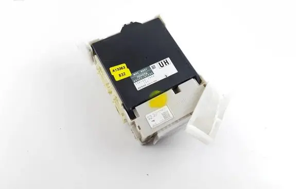 Toyota Prius+ (ZVW40) Comfort/convenience module 8922147540 8273047550A