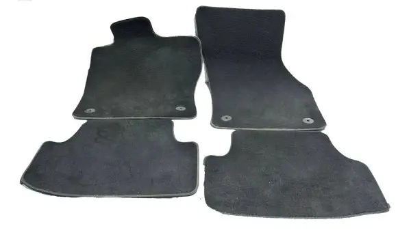 Volkswagen Golf VII Car floor mat set 5G1863011 18829