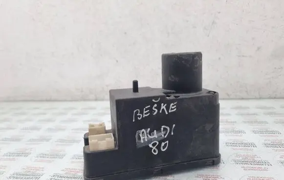 Audi 80 90 S2 B4 Central locking vacuum pump 4A0862257