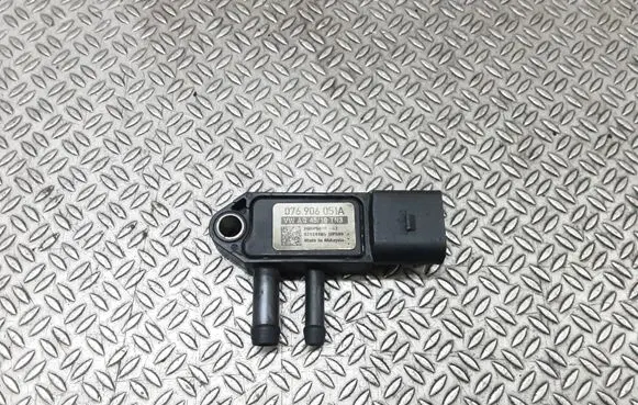 Volkswagen PASSAT B6 Air pressure sensor 076906051A