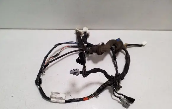 Nissan Pathfinder R51 Rear door wiring loom 24125EB302
