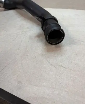 Jeep Grand Cherokee Intercooler hose/pipe 38919D