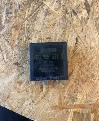 Audi A4 S4 B5 8D Other relay 4B0955531D A130603 5WK10460A