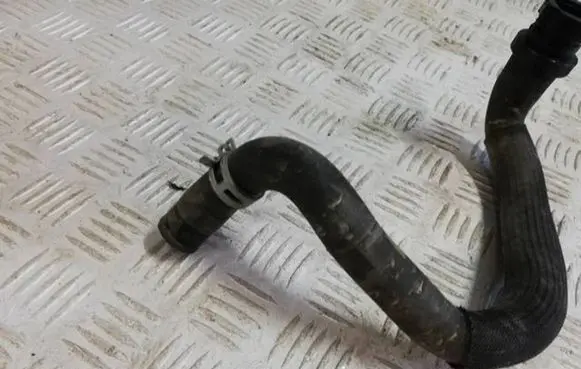 Nissan Qashqai Engine coolant pipe/hose