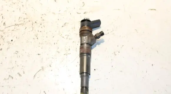Fuel injector
