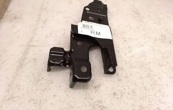 Lexus RX 450H Headlight/headlamp mounting bracket 5303548010