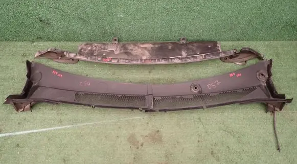 Citroen DS7 Crossback Wiper trim