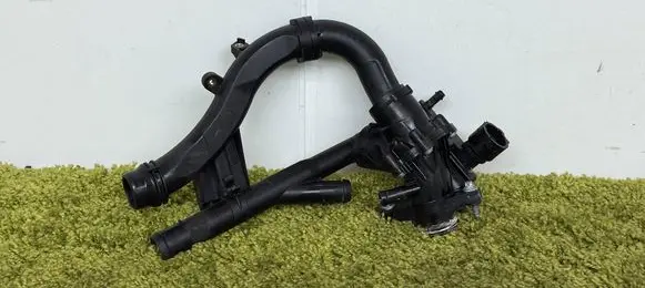 Mercedes-Benz S W222 Coolant heater control valve A2742000215 2742000215