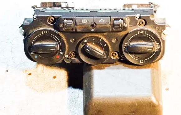 Volkswagen PASSAT B6 Climate control unit 3C2820045A 5HB009328 5HB009327
