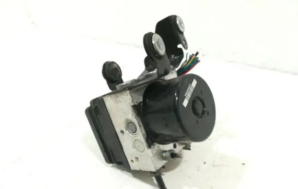 Volvo S80 ABS Pump 31261142