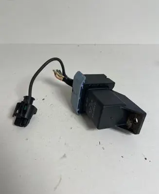 Citroen C5 Glow plug pre-heat relay 9640469680 51252002 22608