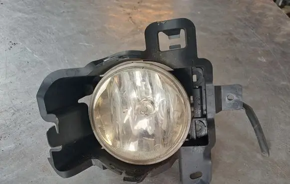 Peugeot 208 Front fog light