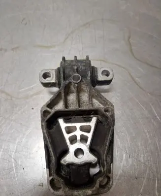 Mercedes-Benz B W246 W242 Engine mount bracket A2462401209