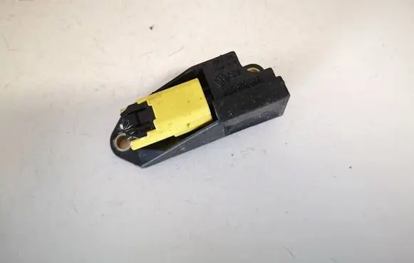 Volkswagen Bora Airbag deployment crash/impact sensor 6q0909606 5wk42895