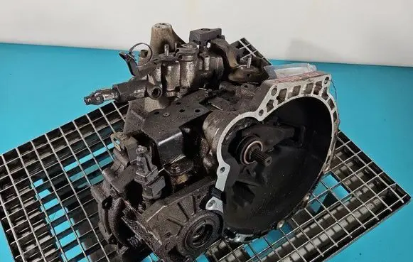 KIA Rio Manual 5 speed gearbox R61873 IMPRK1495367