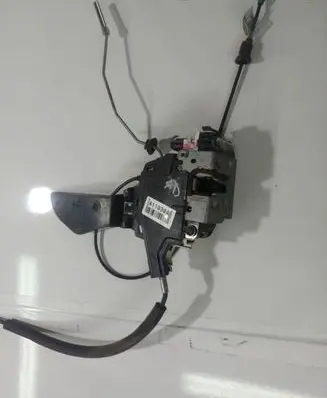 Fiat Freemont Front door lock 937066