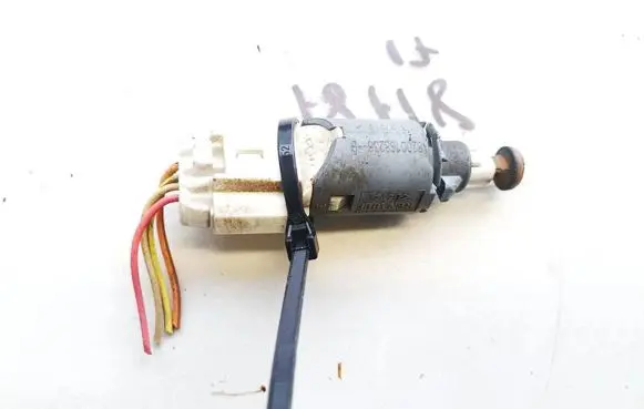 Renault Scenic II - Grand scenic II Brake pedal sensor switch 8200168238b