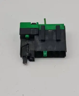 Peugeot 3008 II Fuse module 9652935680