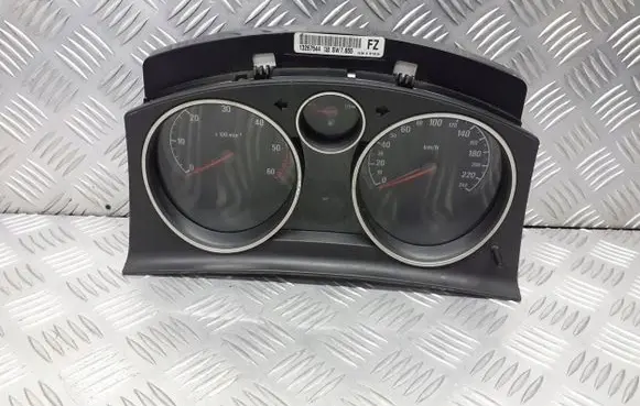 Opel Astra H Tachometer 13267544