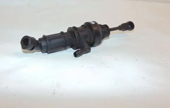 Mitsubishi Outlander Clutch master cylinder 2345A028
