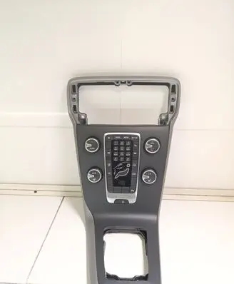 Volvo V40 Climate control unit 2891704Y5CS