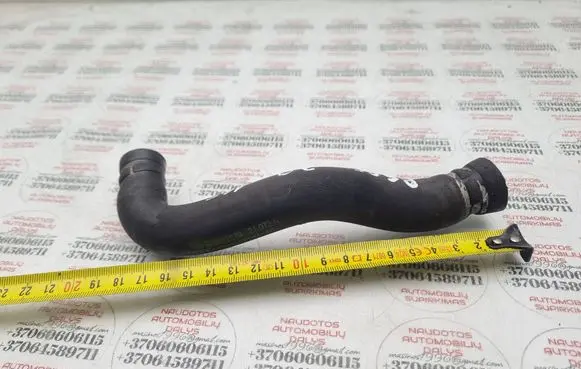 Audi A6 S6 C6 4F Engine coolant pipe/hose 059121073B