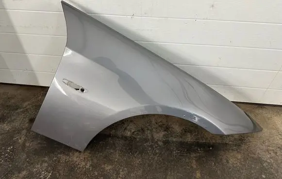 BMW 3 E90 E91 Fender