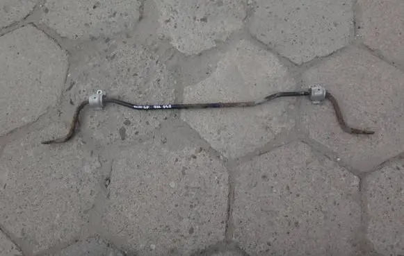 BMW 5 E39 Sway bar bush bracket, rear 