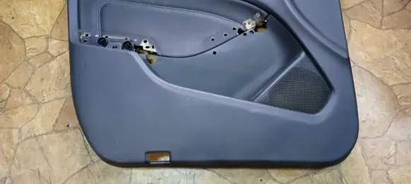 Mercedes-Benz B W246 W242 Front door card panel trim JC2008658