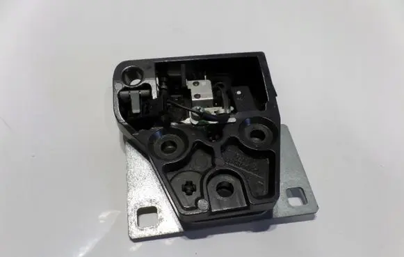 Nissan Micra Convertible roof hydraulic pump 8200220760