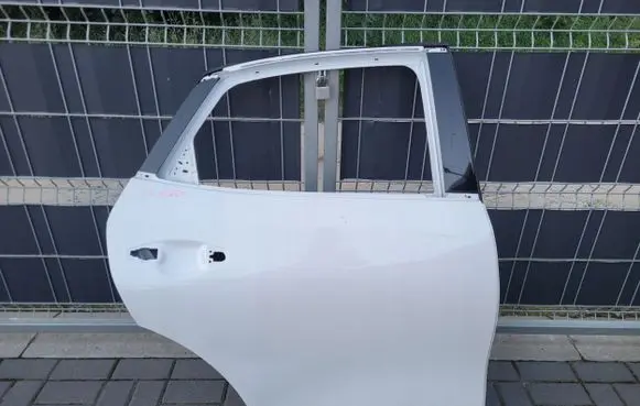 KIA Xceed Rear door
