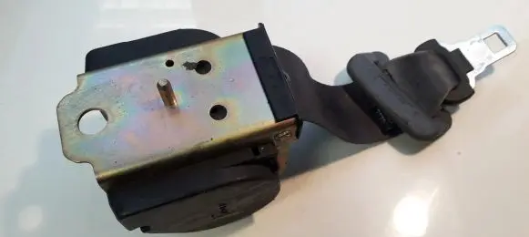 Renault Safrane Middle seatbelt (rear) 840148G 8071058