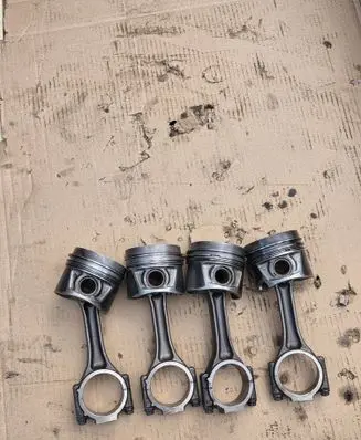 Audi A6 C7 Piston with connecting rod 038J