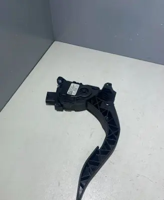 Audi A5 Sportback 8TA Accelerator throttle pedal 8K1721523 6PV00950500 01052010