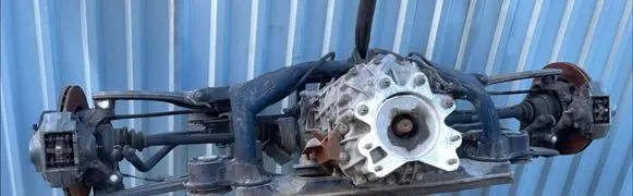Maserati Quattroporte Rear axle beam with reductor MRKU8767712