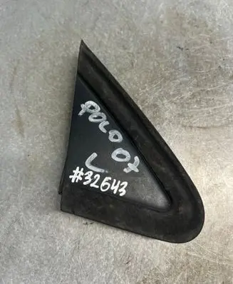 Volkswagen Polo Front door trim (molding) 6Q0853274A