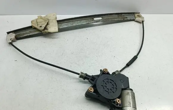 Mazda 3 I Front door window regulator with motor PWRP5PA TN774700 G22C5858X
