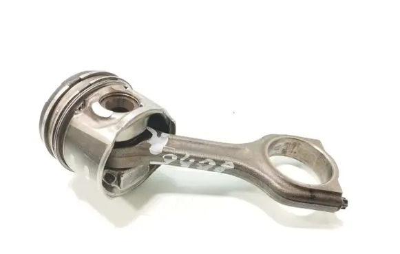 Citroen C4 I Piston with connecting rod 