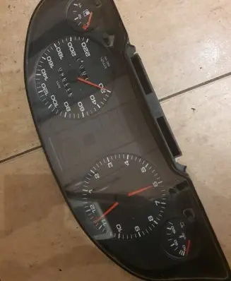 Audi 80 90 S2 B4 Speedometer (instrument cluster) 8A0919033AS 110008561006