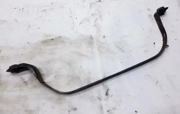 Audi A5 8T 8F Fuel tank mounting bracket 