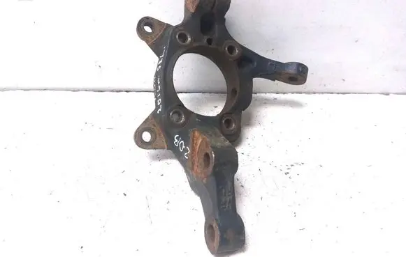 Hyundai i40 Front wheel hub spindle knuckle