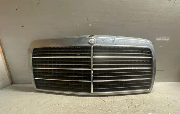 Mercedes-Benz E W124 Front grill 1248880223