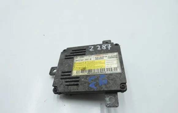 Audi A3 S3 8V Headlight ballast module Xenon 8K0941597B H05S0002