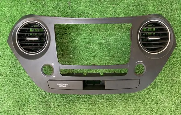 Hyundai i10 Dashboard air vent grill cover trim 84740B4900