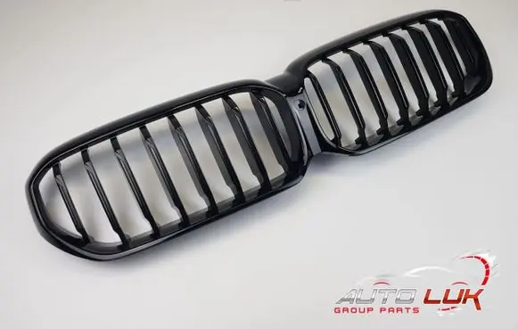 BMW 5 G30 G31 Front grill 9852169