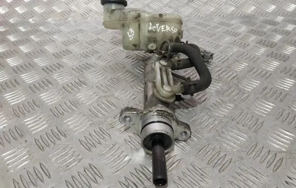 Toyota Avensis Verso Master brake cylinder 13231140260