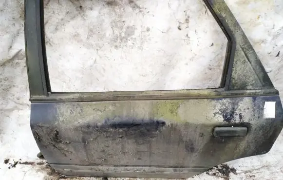 Ford Scorpio Rear door melynos