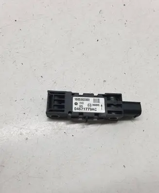 Nissan Pathfinder R51 Airbag deployment crash/impact sensor 1605302080 04671779AC 060805