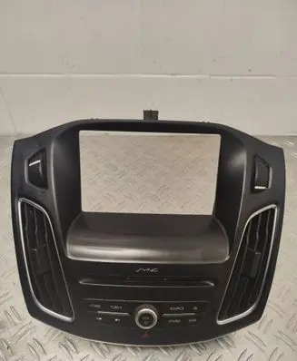 Ford Focus Dash center air vent grill F1EB18835EF F1et18k811hc