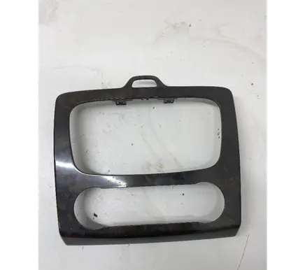 Chrysler Grand Voyager IV Radio/GPS head unit trim 7M5118522D